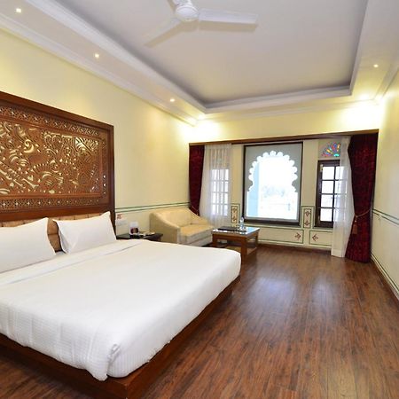 Hotel Aaram Mahal By Pachar Group Udaipur Exterior foto
