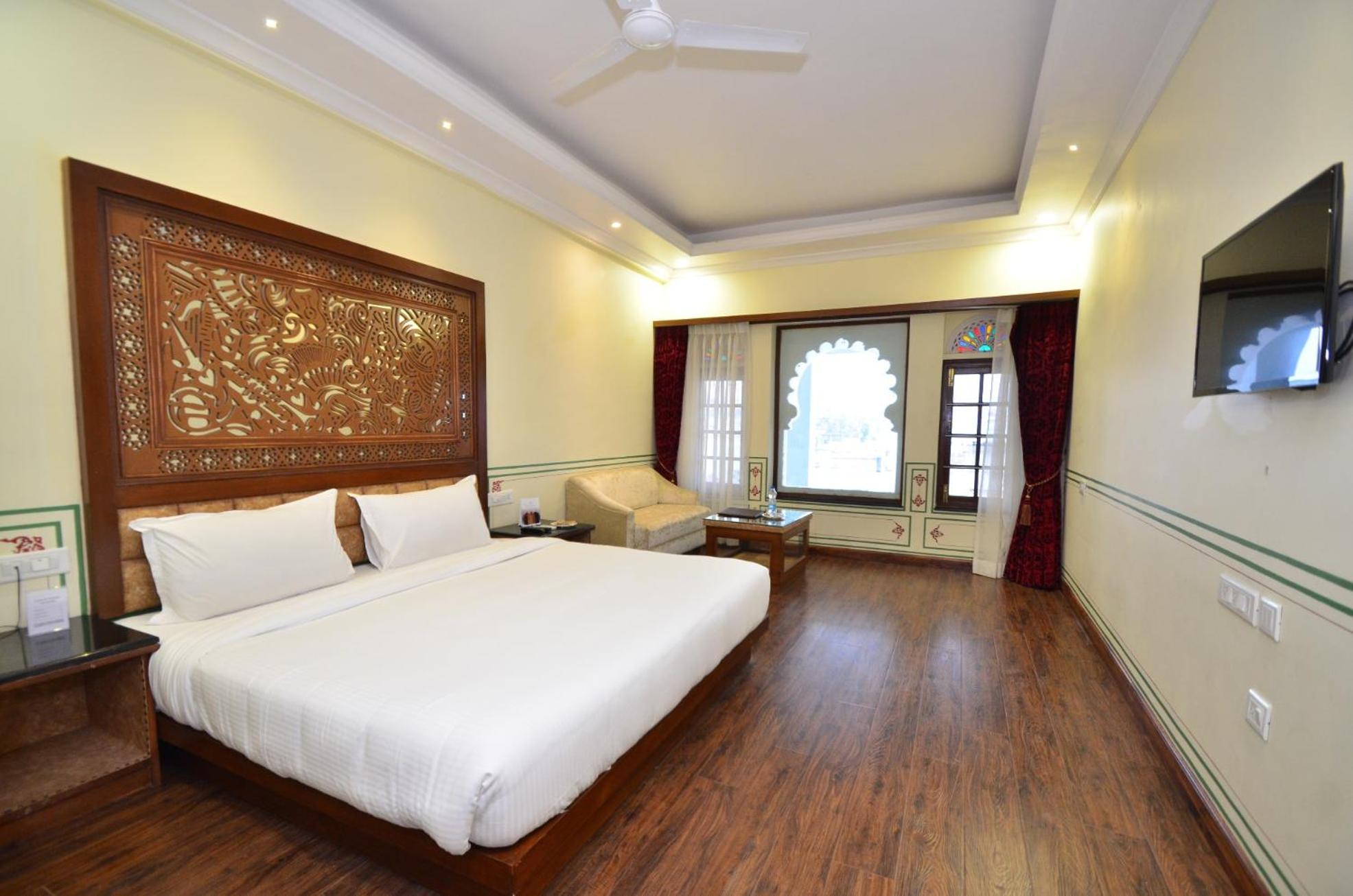 Hotel Aaram Mahal By Pachar Group Udaipur Exterior foto
