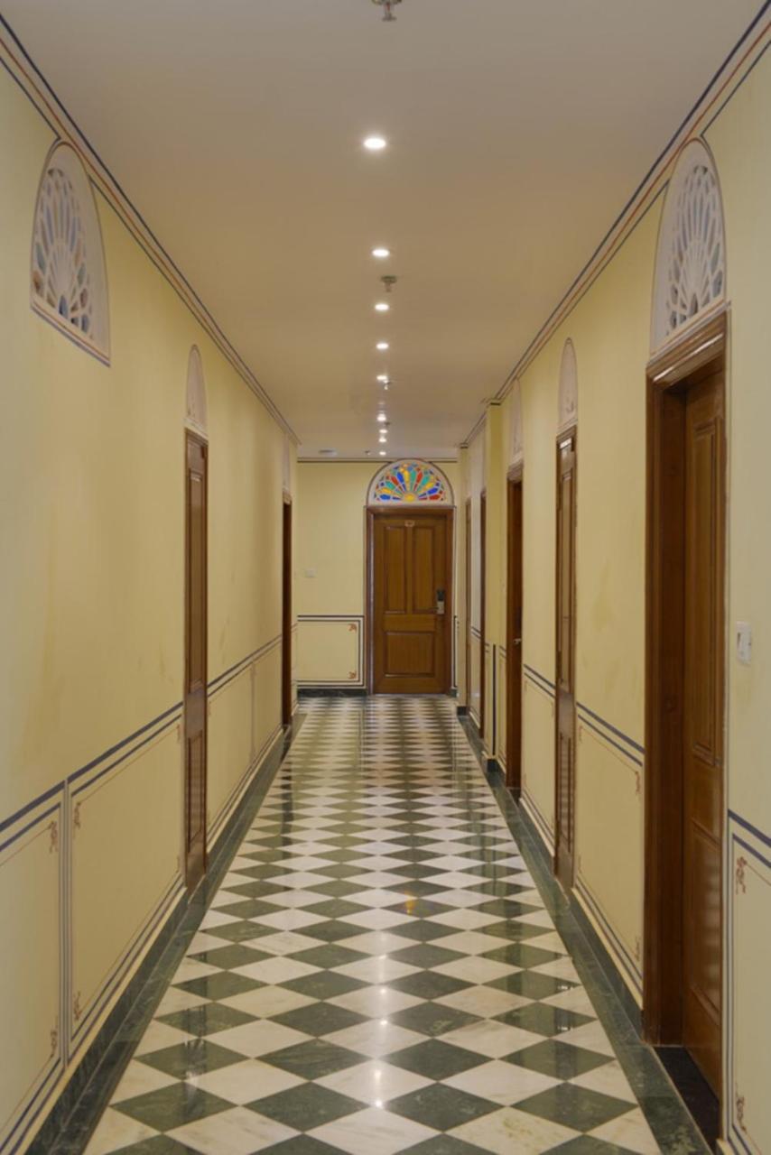 Hotel Aaram Mahal By Pachar Group Udaipur Exterior foto
