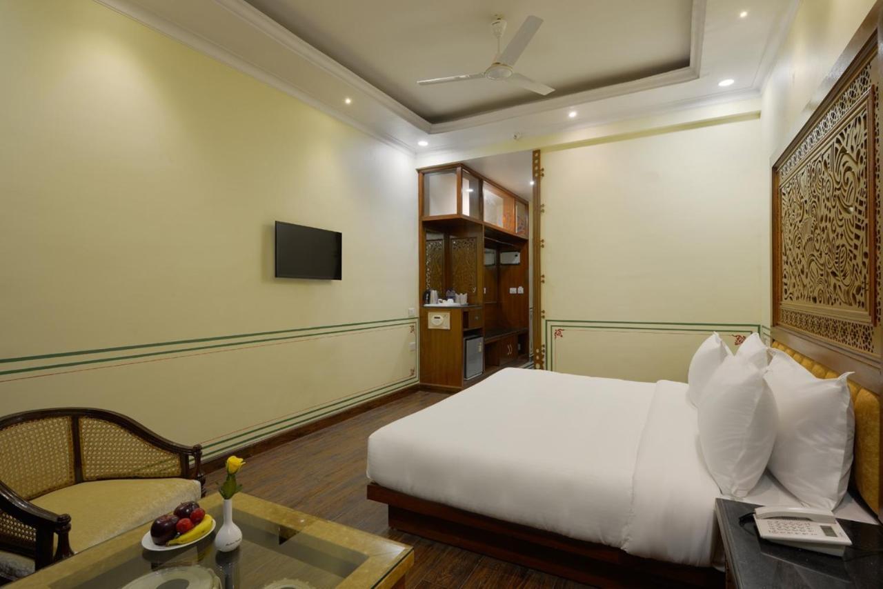 Hotel Aaram Mahal By Pachar Group Udaipur Exterior foto
